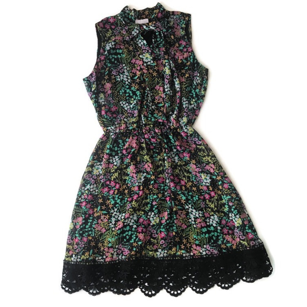 New York and Co Floral Tie Neck Dress